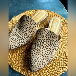 CL by Chinese Laundry Flats Size 8 ((EUC))